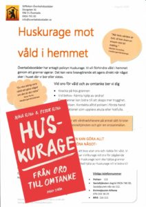Ett flygblad med information om Huskurage mot våld i hemmet (Courage Against Domestic Violence) med kontaktinformation för rapportering av incidenter. Utvald är en bild av det röda bokomslaget "Huskurage" av Nina & Peter Rung. Stöds av Överkalixbostäder, hjälper till att hålla hyreslägenheter trygga och stödjande.